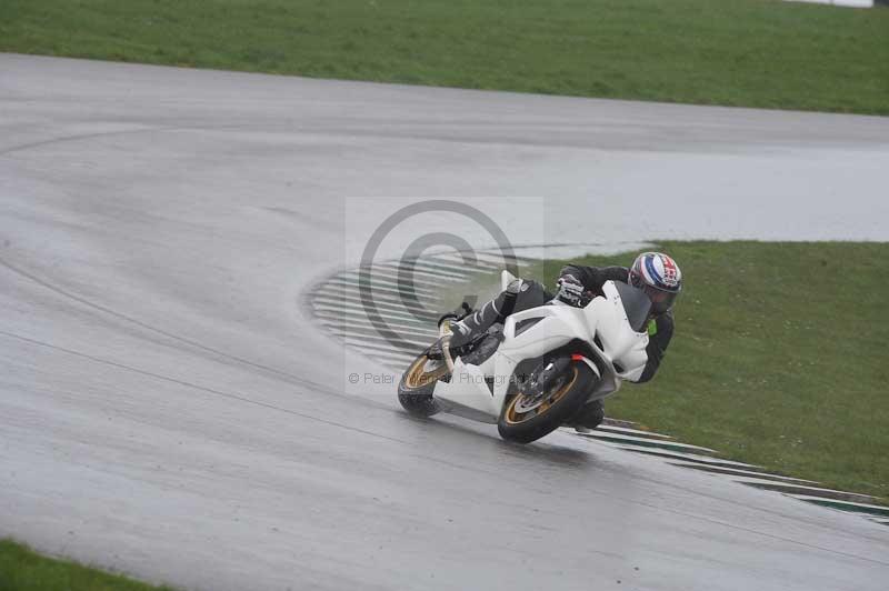 Motorcycle action photographs;anglesey circuit;anglesey trackday photographs;event digital images;eventdigitalimages;no limits trackday;oulton park circuit cheshire;peter wileman photography;trackday;trackday digital images;trackday photos;ty croes circuit wales