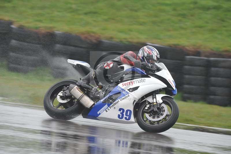 Motorcycle action photographs;anglesey circuit;anglesey trackday photographs;event digital images;eventdigitalimages;no limits trackday;oulton park circuit cheshire;peter wileman photography;trackday;trackday digital images;trackday photos;ty croes circuit wales