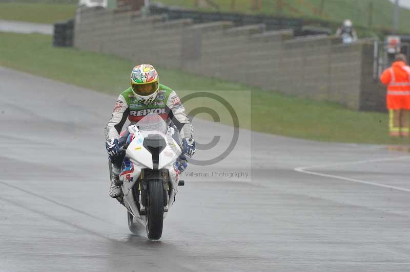 Motorcycle action photographs;anglesey circuit;anglesey trackday photographs;event digital images;eventdigitalimages;no limits trackday;oulton park circuit cheshire;peter wileman photography;trackday;trackday digital images;trackday photos;ty croes circuit wales