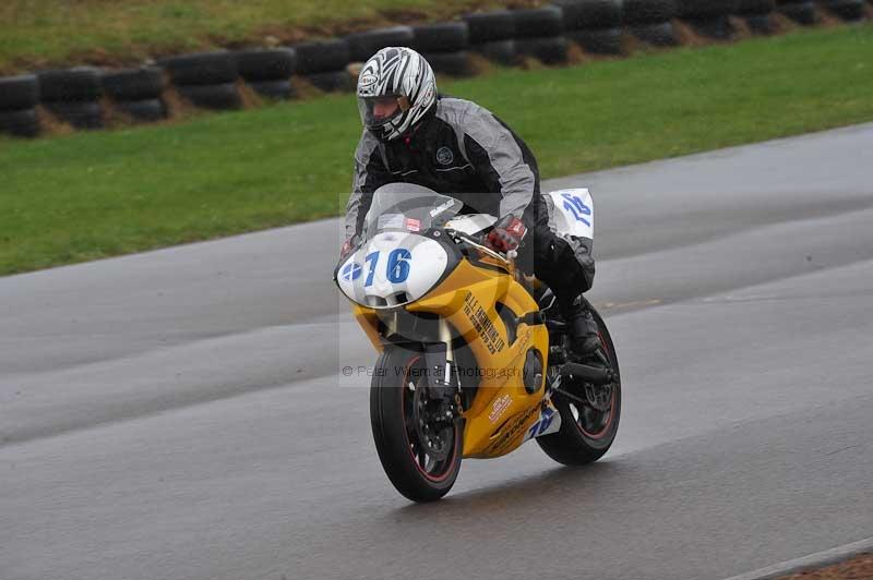 Motorcycle action photographs;anglesey circuit;anglesey trackday photographs;event digital images;eventdigitalimages;no limits trackday;oulton park circuit cheshire;peter wileman photography;trackday;trackday digital images;trackday photos;ty croes circuit wales