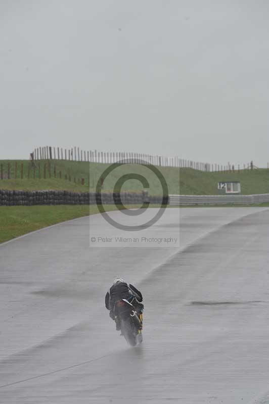 Motorcycle action photographs;anglesey circuit;anglesey trackday photographs;event digital images;eventdigitalimages;no limits trackday;oulton park circuit cheshire;peter wileman photography;trackday;trackday digital images;trackday photos;ty croes circuit wales