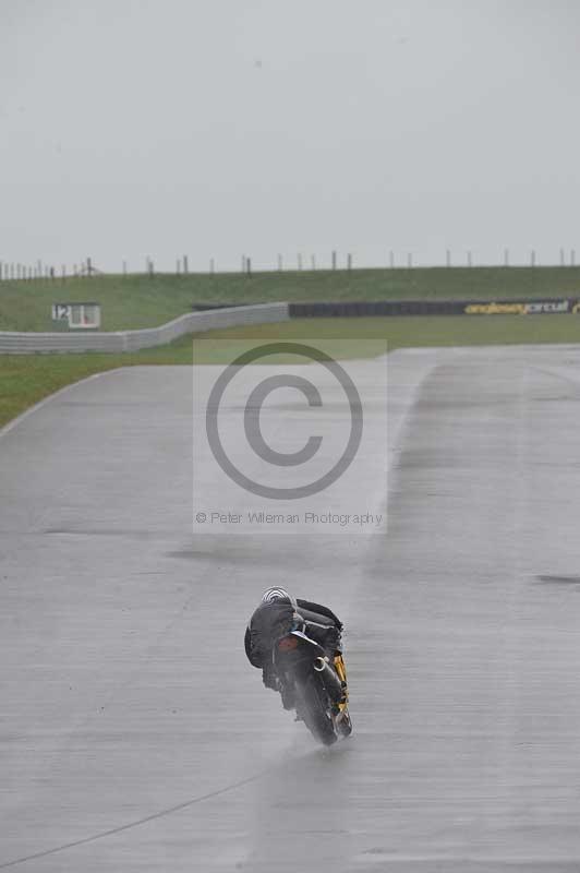 Motorcycle action photographs;anglesey circuit;anglesey trackday photographs;event digital images;eventdigitalimages;no limits trackday;oulton park circuit cheshire;peter wileman photography;trackday;trackday digital images;trackday photos;ty croes circuit wales