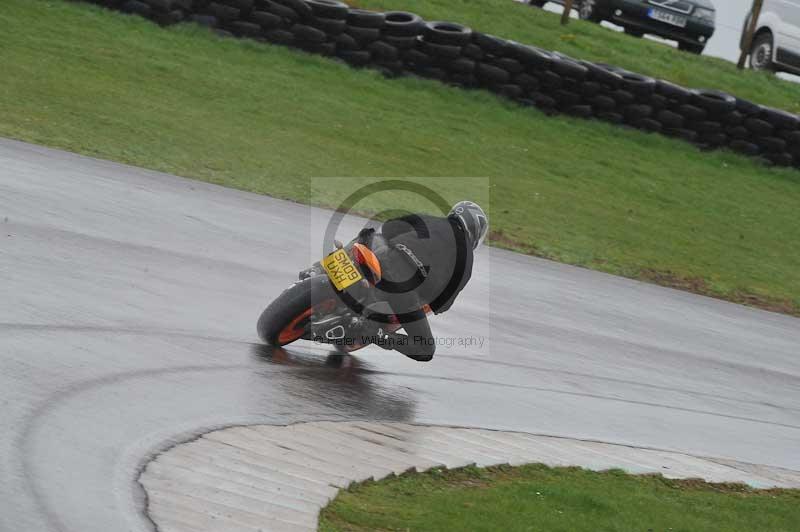 Motorcycle action photographs;anglesey circuit;anglesey trackday photographs;event digital images;eventdigitalimages;no limits trackday;oulton park circuit cheshire;peter wileman photography;trackday;trackday digital images;trackday photos;ty croes circuit wales