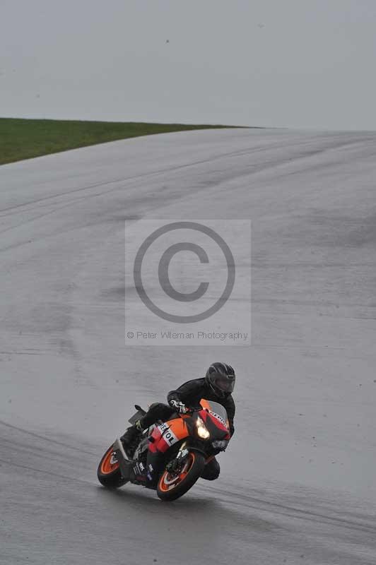 Motorcycle action photographs;anglesey circuit;anglesey trackday photographs;event digital images;eventdigitalimages;no limits trackday;oulton park circuit cheshire;peter wileman photography;trackday;trackday digital images;trackday photos;ty croes circuit wales