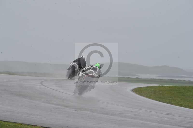 Motorcycle action photographs;anglesey circuit;anglesey trackday photographs;event digital images;eventdigitalimages;no limits trackday;oulton park circuit cheshire;peter wileman photography;trackday;trackday digital images;trackday photos;ty croes circuit wales