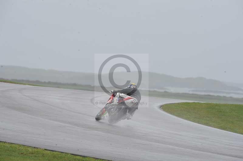 Motorcycle action photographs;anglesey circuit;anglesey trackday photographs;event digital images;eventdigitalimages;no limits trackday;oulton park circuit cheshire;peter wileman photography;trackday;trackday digital images;trackday photos;ty croes circuit wales