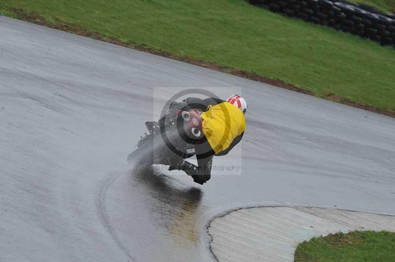 Motorcycle action photographs;anglesey circuit;anglesey trackday photographs;event digital images;eventdigitalimages;no limits trackday;oulton park circuit cheshire;peter wileman photography;trackday;trackday digital images;trackday photos;ty croes circuit wales