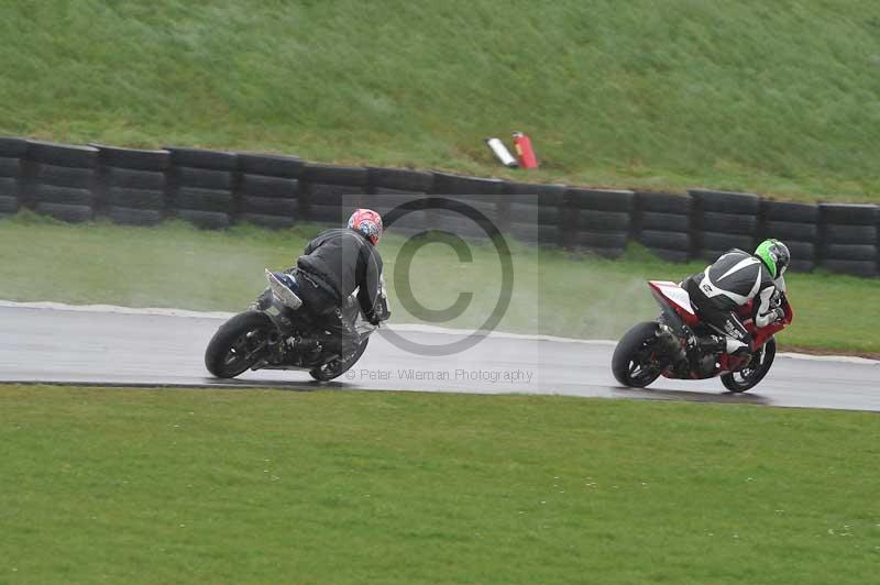 Motorcycle action photographs;anglesey circuit;anglesey trackday photographs;event digital images;eventdigitalimages;no limits trackday;oulton park circuit cheshire;peter wileman photography;trackday;trackday digital images;trackday photos;ty croes circuit wales