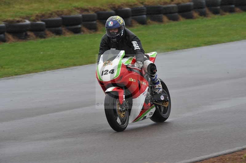 Motorcycle action photographs;anglesey circuit;anglesey trackday photographs;event digital images;eventdigitalimages;no limits trackday;oulton park circuit cheshire;peter wileman photography;trackday;trackday digital images;trackday photos;ty croes circuit wales