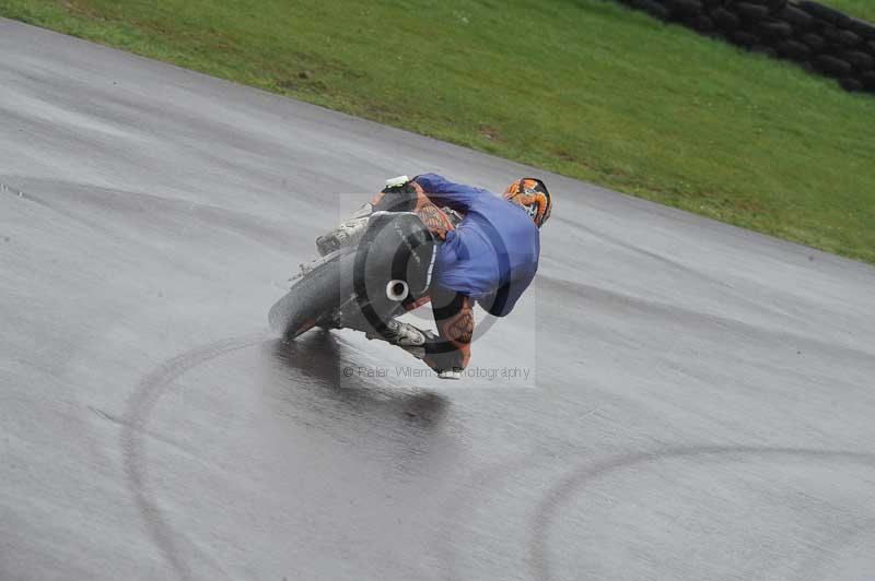 Motorcycle action photographs;anglesey circuit;anglesey trackday photographs;event digital images;eventdigitalimages;no limits trackday;oulton park circuit cheshire;peter wileman photography;trackday;trackday digital images;trackday photos;ty croes circuit wales