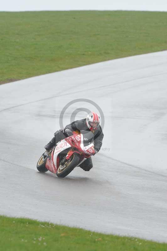 Motorcycle action photographs;anglesey circuit;anglesey trackday photographs;event digital images;eventdigitalimages;no limits trackday;oulton park circuit cheshire;peter wileman photography;trackday;trackday digital images;trackday photos;ty croes circuit wales