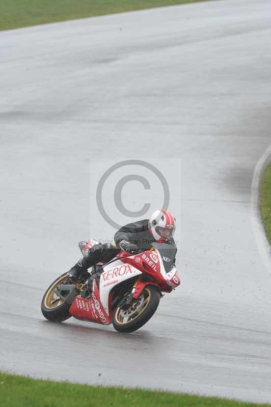 Motorcycle action photographs;anglesey circuit;anglesey trackday photographs;event digital images;eventdigitalimages;no limits trackday;oulton park circuit cheshire;peter wileman photography;trackday;trackday digital images;trackday photos;ty croes circuit wales