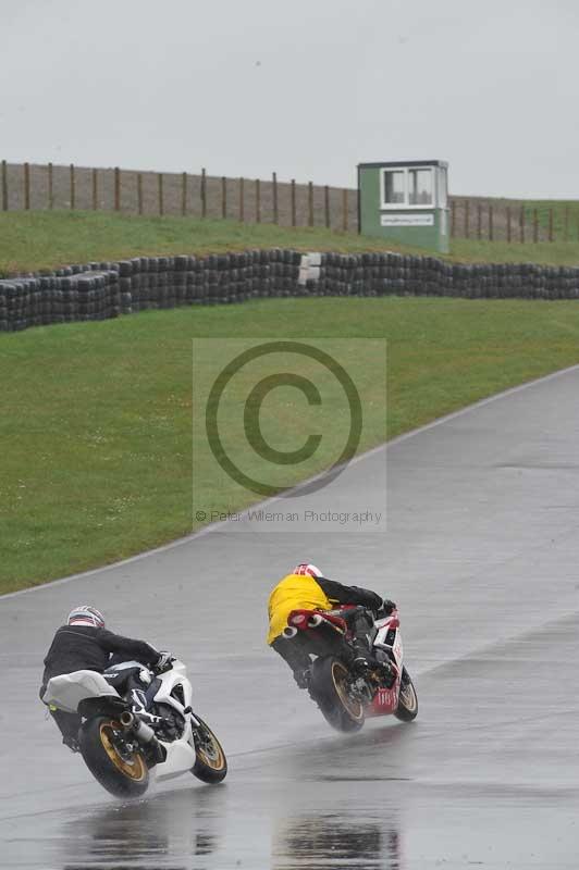 Motorcycle action photographs;anglesey circuit;anglesey trackday photographs;event digital images;eventdigitalimages;no limits trackday;oulton park circuit cheshire;peter wileman photography;trackday;trackday digital images;trackday photos;ty croes circuit wales