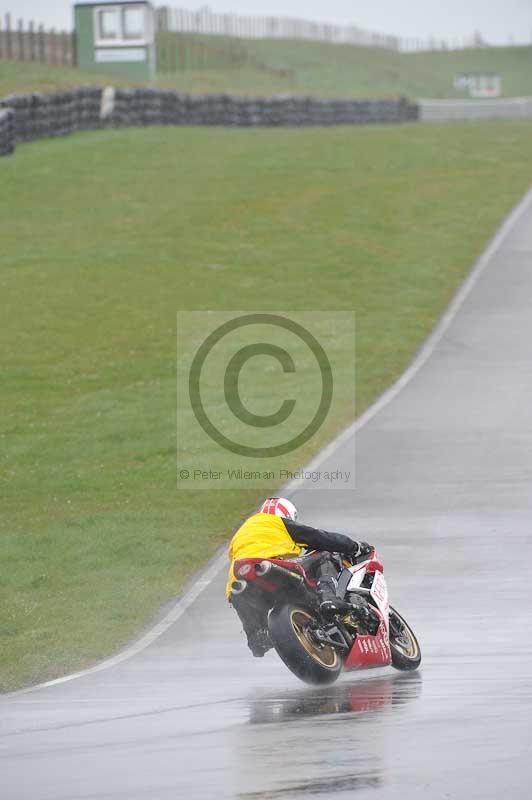 Motorcycle action photographs;anglesey circuit;anglesey trackday photographs;event digital images;eventdigitalimages;no limits trackday;oulton park circuit cheshire;peter wileman photography;trackday;trackday digital images;trackday photos;ty croes circuit wales