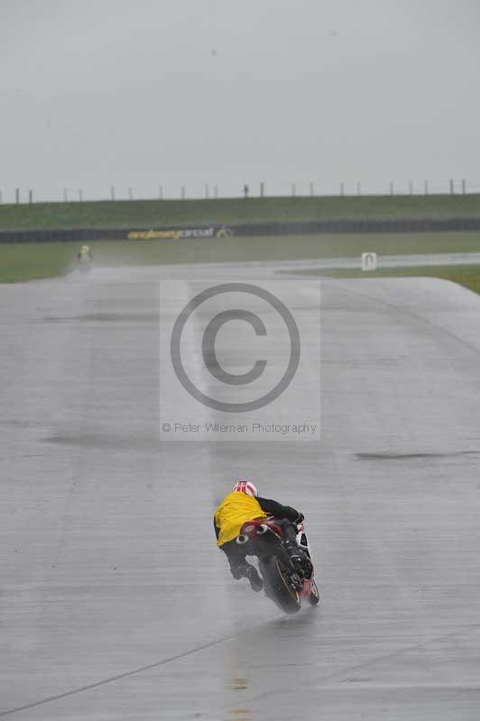 Motorcycle action photographs;anglesey circuit;anglesey trackday photographs;event digital images;eventdigitalimages;no limits trackday;oulton park circuit cheshire;peter wileman photography;trackday;trackday digital images;trackday photos;ty croes circuit wales