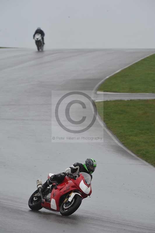 Motorcycle action photographs;anglesey circuit;anglesey trackday photographs;event digital images;eventdigitalimages;no limits trackday;oulton park circuit cheshire;peter wileman photography;trackday;trackday digital images;trackday photos;ty croes circuit wales