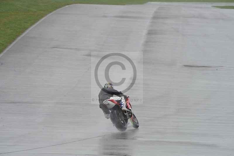 Motorcycle action photographs;anglesey circuit;anglesey trackday photographs;event digital images;eventdigitalimages;no limits trackday;oulton park circuit cheshire;peter wileman photography;trackday;trackday digital images;trackday photos;ty croes circuit wales