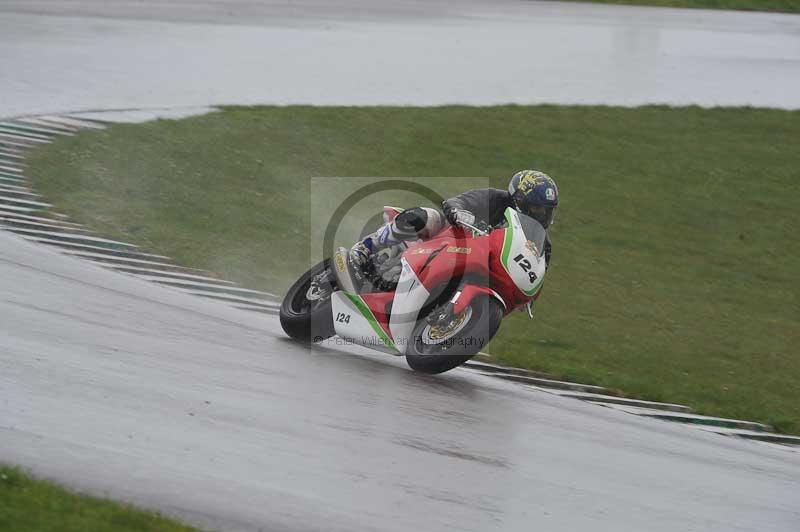 Motorcycle action photographs;anglesey circuit;anglesey trackday photographs;event digital images;eventdigitalimages;no limits trackday;oulton park circuit cheshire;peter wileman photography;trackday;trackday digital images;trackday photos;ty croes circuit wales