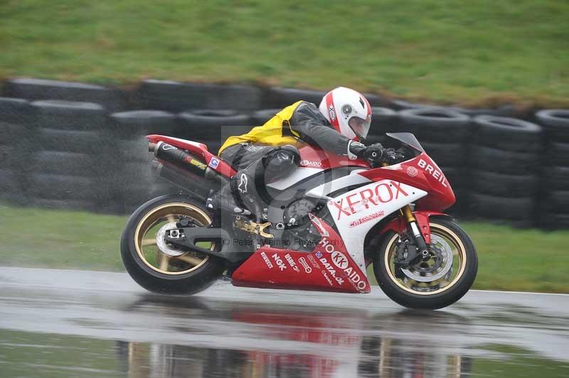 Motorcycle action photographs;anglesey circuit;anglesey trackday photographs;event digital images;eventdigitalimages;no limits trackday;oulton park circuit cheshire;peter wileman photography;trackday;trackday digital images;trackday photos;ty croes circuit wales