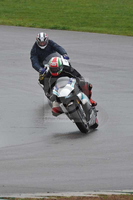 Motorcycle action photographs;anglesey circuit;anglesey trackday photographs;event digital images;eventdigitalimages;no limits trackday;oulton park circuit cheshire;peter wileman photography;trackday;trackday digital images;trackday photos;ty croes circuit wales