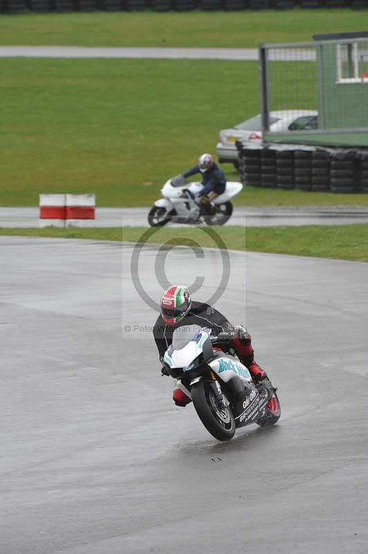 Motorcycle action photographs;anglesey circuit;anglesey trackday photographs;event digital images;eventdigitalimages;no limits trackday;oulton park circuit cheshire;peter wileman photography;trackday;trackday digital images;trackday photos;ty croes circuit wales