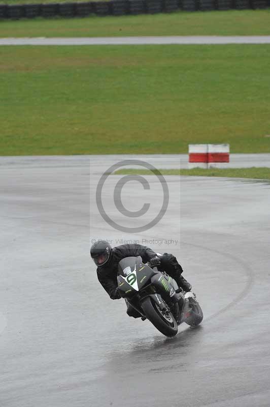 Motorcycle action photographs;anglesey circuit;anglesey trackday photographs;event digital images;eventdigitalimages;no limits trackday;oulton park circuit cheshire;peter wileman photography;trackday;trackday digital images;trackday photos;ty croes circuit wales