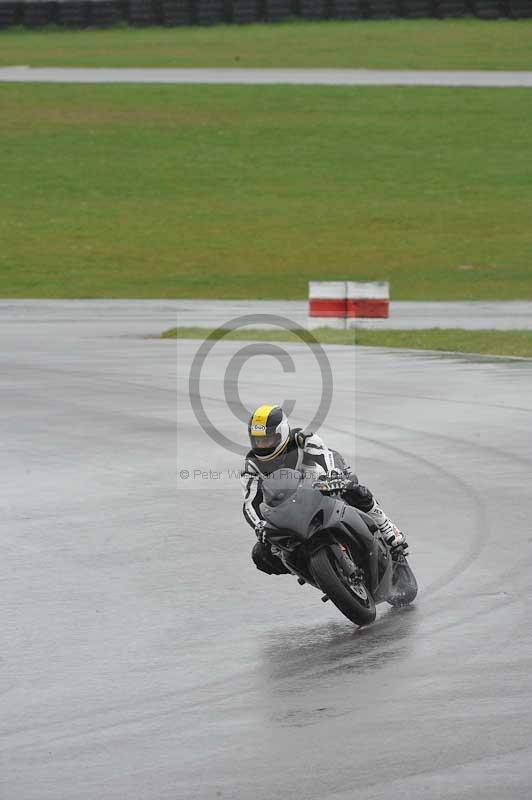 Motorcycle action photographs;anglesey circuit;anglesey trackday photographs;event digital images;eventdigitalimages;no limits trackday;oulton park circuit cheshire;peter wileman photography;trackday;trackday digital images;trackday photos;ty croes circuit wales