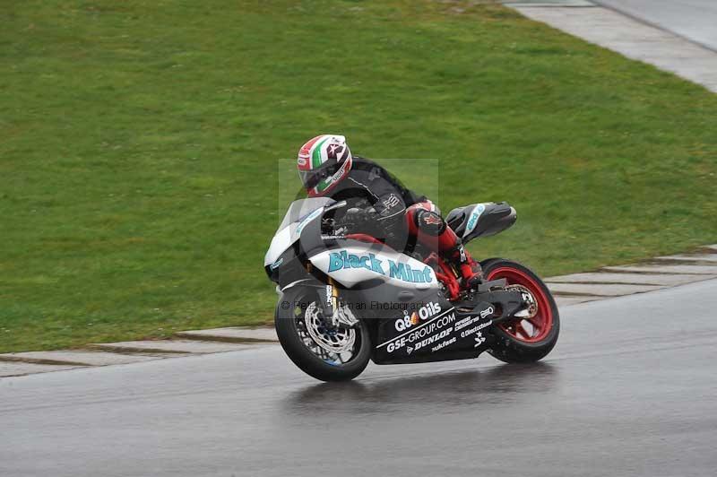 Motorcycle action photographs;anglesey circuit;anglesey trackday photographs;event digital images;eventdigitalimages;no limits trackday;oulton park circuit cheshire;peter wileman photography;trackday;trackday digital images;trackday photos;ty croes circuit wales