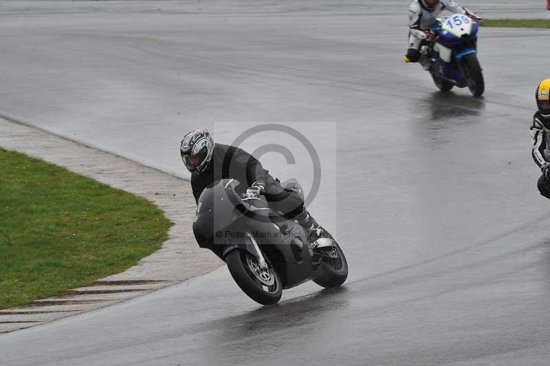 Motorcycle action photographs;anglesey circuit;anglesey trackday photographs;event digital images;eventdigitalimages;no limits trackday;oulton park circuit cheshire;peter wileman photography;trackday;trackday digital images;trackday photos;ty croes circuit wales