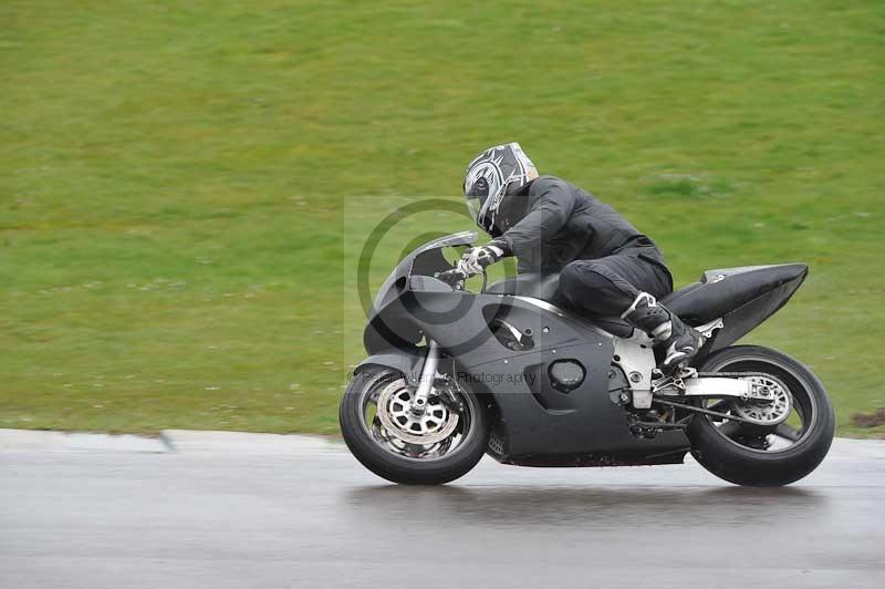 Motorcycle action photographs;anglesey circuit;anglesey trackday photographs;event digital images;eventdigitalimages;no limits trackday;oulton park circuit cheshire;peter wileman photography;trackday;trackday digital images;trackday photos;ty croes circuit wales