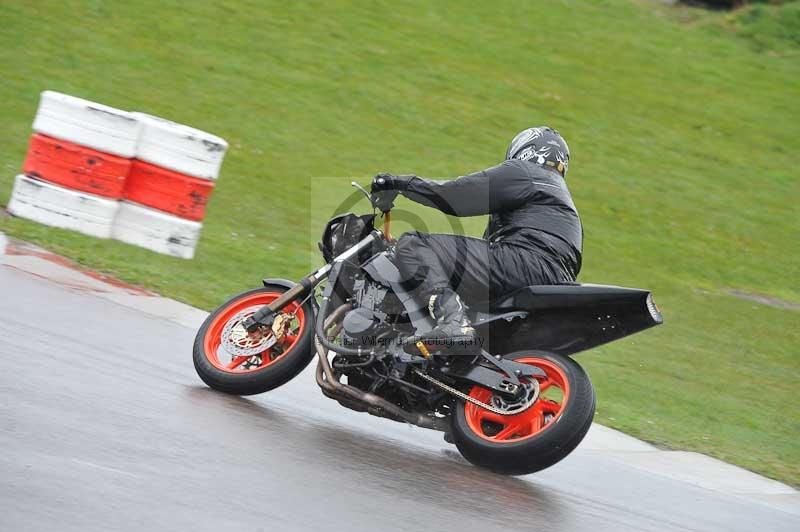 Motorcycle action photographs;anglesey circuit;anglesey trackday photographs;event digital images;eventdigitalimages;no limits trackday;oulton park circuit cheshire;peter wileman photography;trackday;trackday digital images;trackday photos;ty croes circuit wales