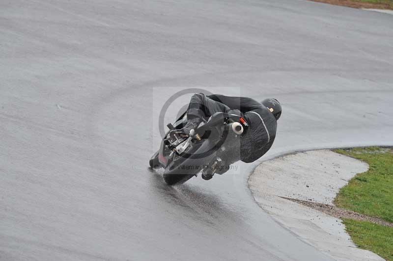 Motorcycle action photographs;anglesey circuit;anglesey trackday photographs;event digital images;eventdigitalimages;no limits trackday;oulton park circuit cheshire;peter wileman photography;trackday;trackday digital images;trackday photos;ty croes circuit wales