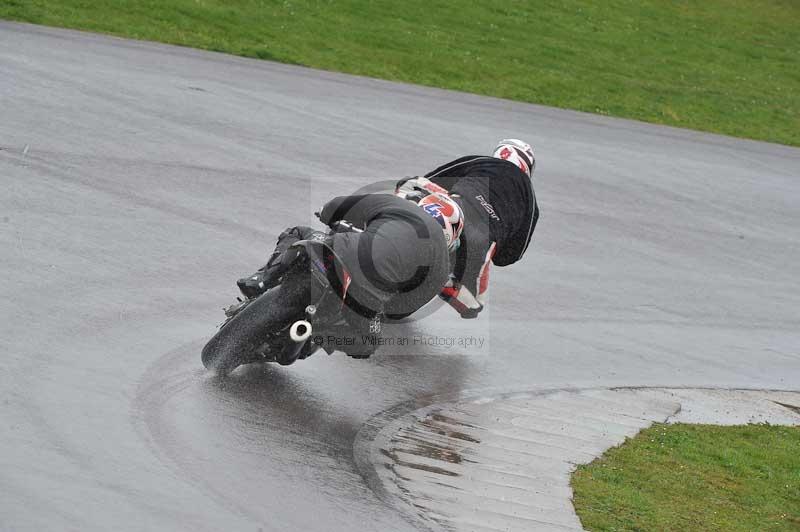 Motorcycle action photographs;anglesey circuit;anglesey trackday photographs;event digital images;eventdigitalimages;no limits trackday;oulton park circuit cheshire;peter wileman photography;trackday;trackday digital images;trackday photos;ty croes circuit wales