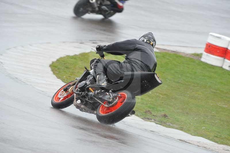 Motorcycle action photographs;anglesey circuit;anglesey trackday photographs;event digital images;eventdigitalimages;no limits trackday;oulton park circuit cheshire;peter wileman photography;trackday;trackday digital images;trackday photos;ty croes circuit wales