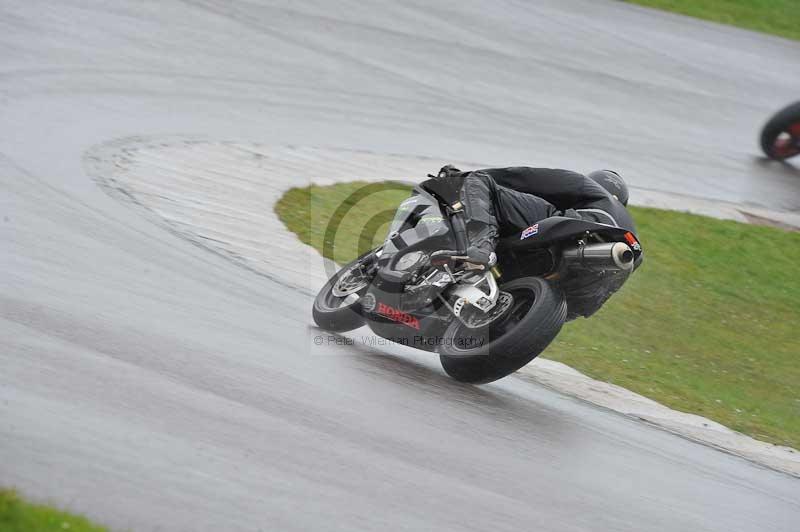 Motorcycle action photographs;anglesey circuit;anglesey trackday photographs;event digital images;eventdigitalimages;no limits trackday;oulton park circuit cheshire;peter wileman photography;trackday;trackday digital images;trackday photos;ty croes circuit wales