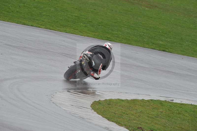 Motorcycle action photographs;anglesey circuit;anglesey trackday photographs;event digital images;eventdigitalimages;no limits trackday;oulton park circuit cheshire;peter wileman photography;trackday;trackday digital images;trackday photos;ty croes circuit wales