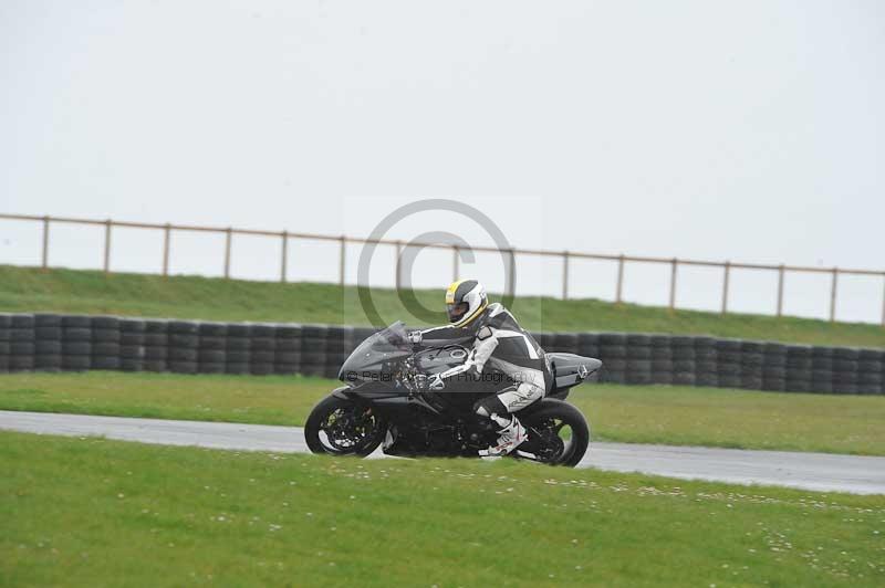 Motorcycle action photographs;anglesey circuit;anglesey trackday photographs;event digital images;eventdigitalimages;no limits trackday;oulton park circuit cheshire;peter wileman photography;trackday;trackday digital images;trackday photos;ty croes circuit wales