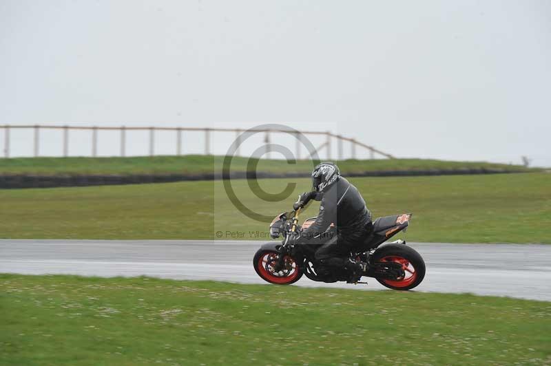 Motorcycle action photographs;anglesey circuit;anglesey trackday photographs;event digital images;eventdigitalimages;no limits trackday;oulton park circuit cheshire;peter wileman photography;trackday;trackday digital images;trackday photos;ty croes circuit wales