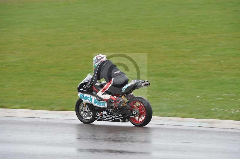 Motorcycle action photographs;anglesey circuit;anglesey trackday photographs;event digital images;eventdigitalimages;no limits trackday;oulton park circuit cheshire;peter wileman photography;trackday;trackday digital images;trackday photos;ty croes circuit wales