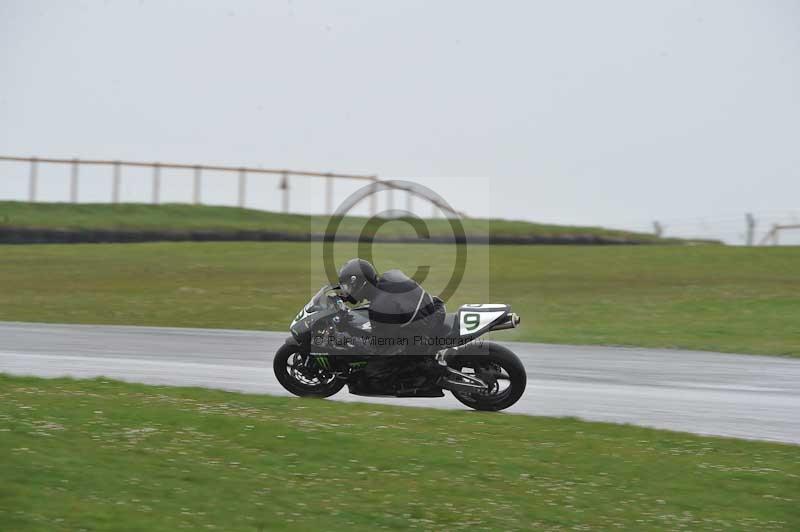 Motorcycle action photographs;anglesey circuit;anglesey trackday photographs;event digital images;eventdigitalimages;no limits trackday;oulton park circuit cheshire;peter wileman photography;trackday;trackday digital images;trackday photos;ty croes circuit wales