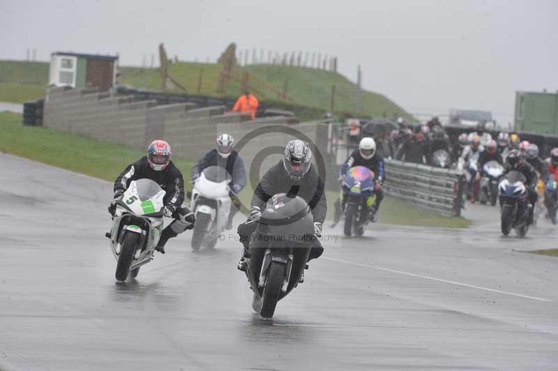 Motorcycle action photographs;anglesey circuit;anglesey trackday photographs;event digital images;eventdigitalimages;no limits trackday;oulton park circuit cheshire;peter wileman photography;trackday;trackday digital images;trackday photos;ty croes circuit wales