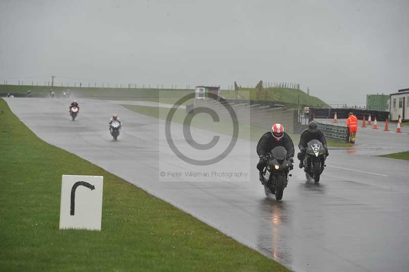 Motorcycle action photographs;anglesey circuit;anglesey trackday photographs;event digital images;eventdigitalimages;no limits trackday;oulton park circuit cheshire;peter wileman photography;trackday;trackday digital images;trackday photos;ty croes circuit wales