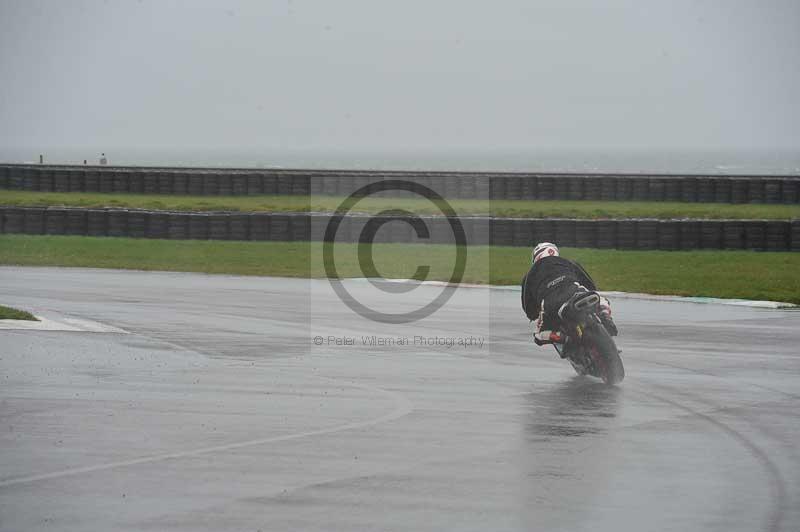 Motorcycle action photographs;anglesey circuit;anglesey trackday photographs;event digital images;eventdigitalimages;no limits trackday;oulton park circuit cheshire;peter wileman photography;trackday;trackday digital images;trackday photos;ty croes circuit wales