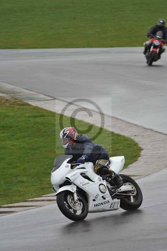 Motorcycle action photographs;anglesey circuit;anglesey trackday photographs;event digital images;eventdigitalimages;no limits trackday;oulton park circuit cheshire;peter wileman photography;trackday;trackday digital images;trackday photos;ty croes circuit wales