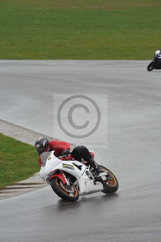 Motorcycle action photographs;anglesey circuit;anglesey trackday photographs;event digital images;eventdigitalimages;no limits trackday;oulton park circuit cheshire;peter wileman photography;trackday;trackday digital images;trackday photos;ty croes circuit wales