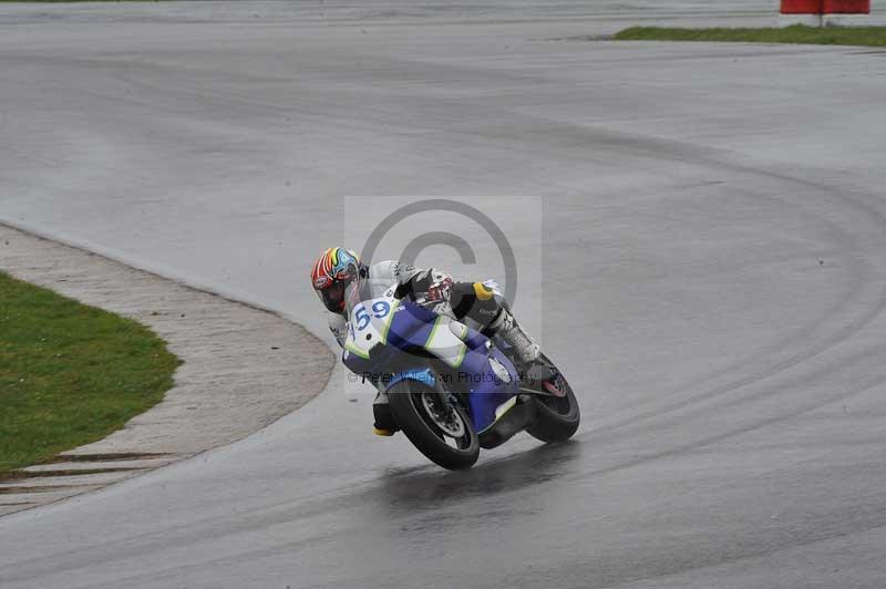 Motorcycle action photographs;anglesey circuit;anglesey trackday photographs;event digital images;eventdigitalimages;no limits trackday;oulton park circuit cheshire;peter wileman photography;trackday;trackday digital images;trackday photos;ty croes circuit wales