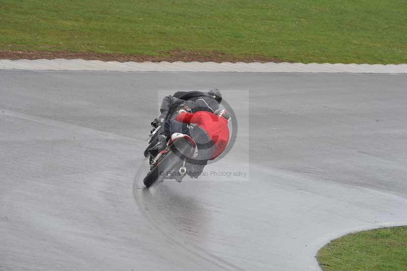 Motorcycle action photographs;anglesey circuit;anglesey trackday photographs;event digital images;eventdigitalimages;no limits trackday;oulton park circuit cheshire;peter wileman photography;trackday;trackday digital images;trackday photos;ty croes circuit wales