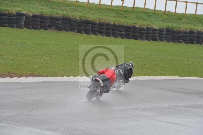 Motorcycle action photographs;anglesey circuit;anglesey trackday photographs;event digital images;eventdigitalimages;no limits trackday;oulton park circuit cheshire;peter wileman photography;trackday;trackday digital images;trackday photos;ty croes circuit wales