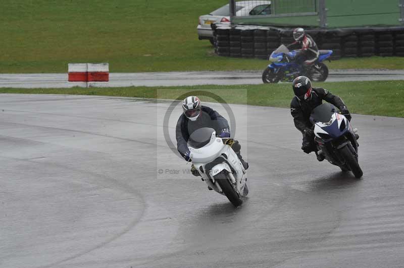 Motorcycle action photographs;anglesey circuit;anglesey trackday photographs;event digital images;eventdigitalimages;no limits trackday;oulton park circuit cheshire;peter wileman photography;trackday;trackday digital images;trackday photos;ty croes circuit wales