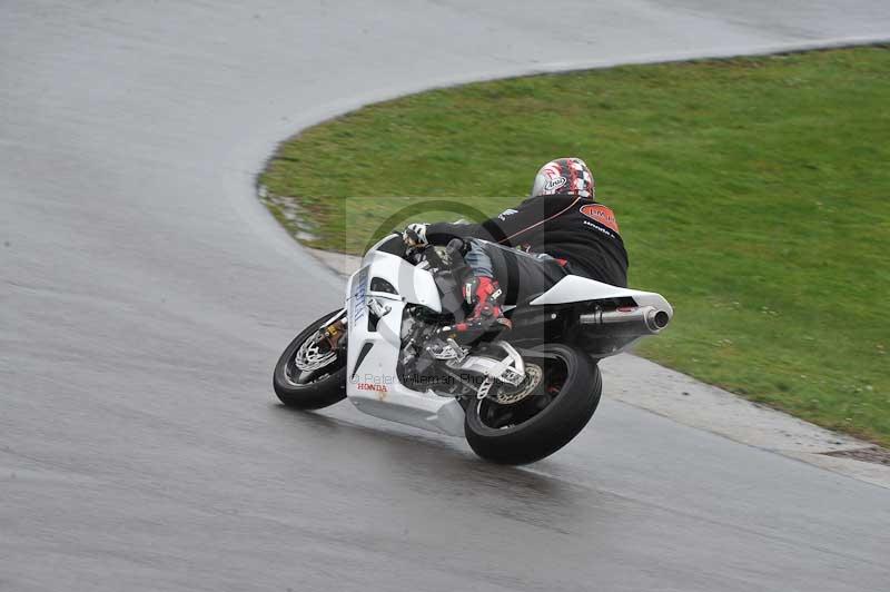 Motorcycle action photographs;anglesey circuit;anglesey trackday photographs;event digital images;eventdigitalimages;no limits trackday;oulton park circuit cheshire;peter wileman photography;trackday;trackday digital images;trackday photos;ty croes circuit wales